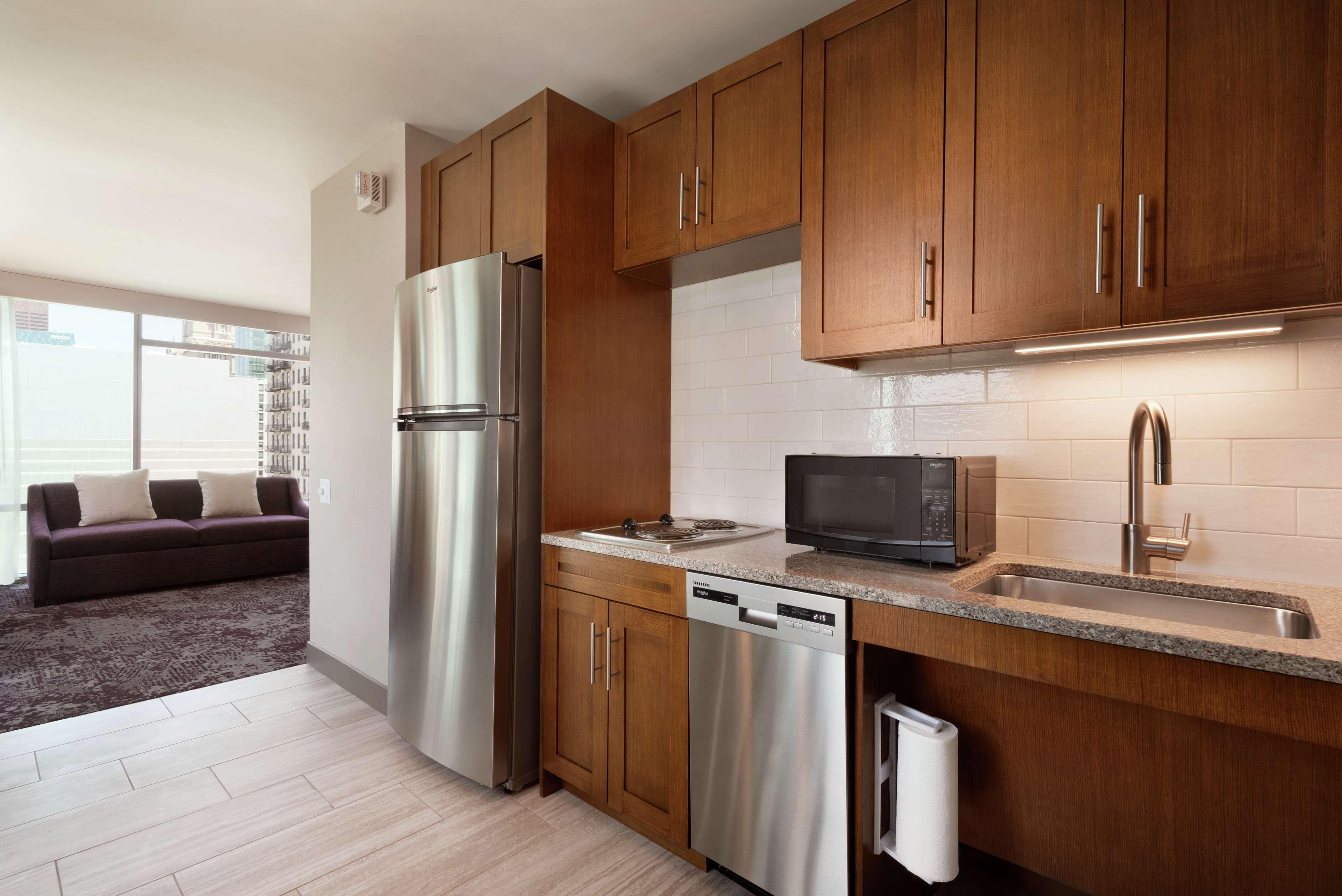Homewood Suites By Hilton Chicago Downtown South Loop Exterior photo