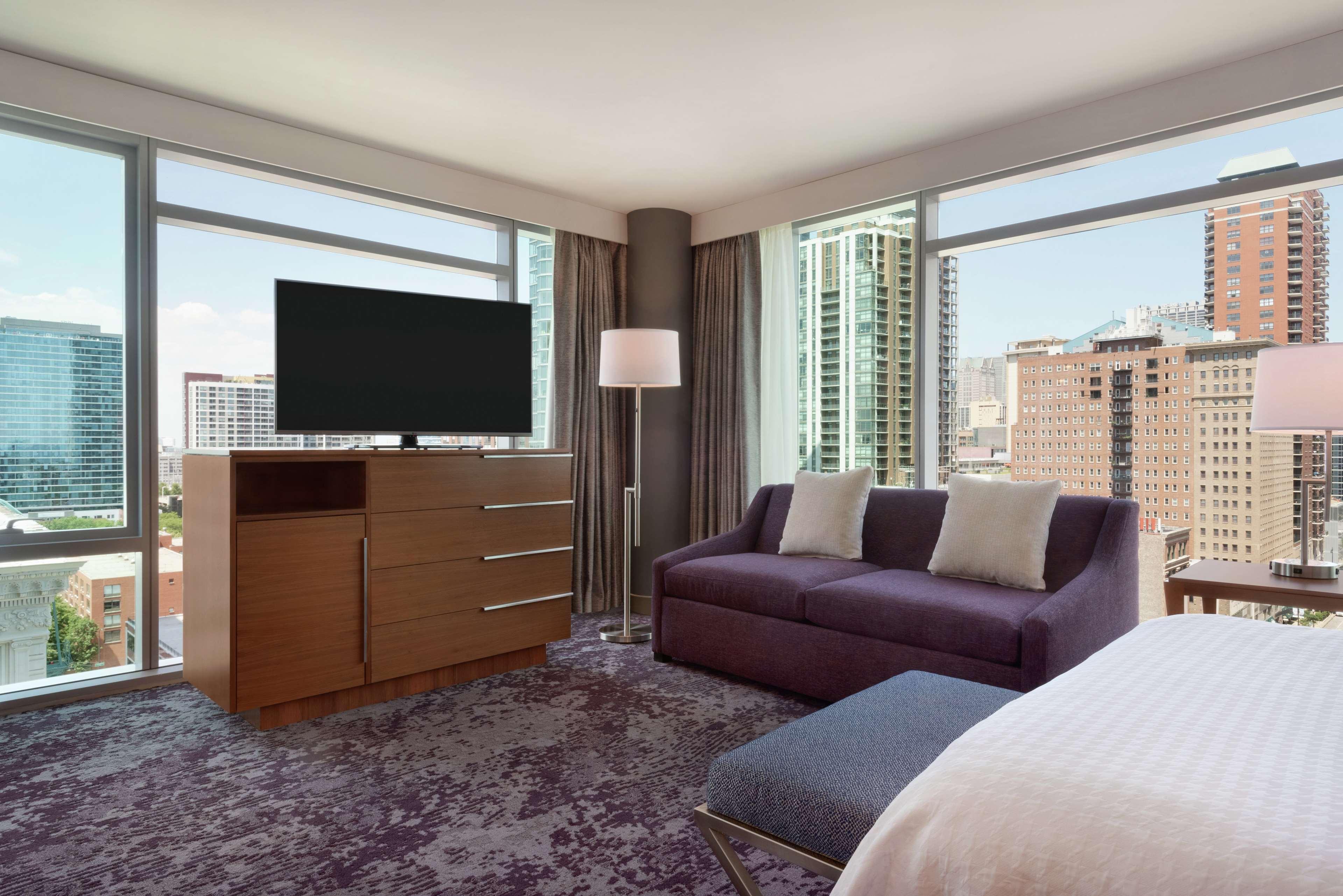 Homewood Suites By Hilton Chicago Downtown South Loop Exterior photo
